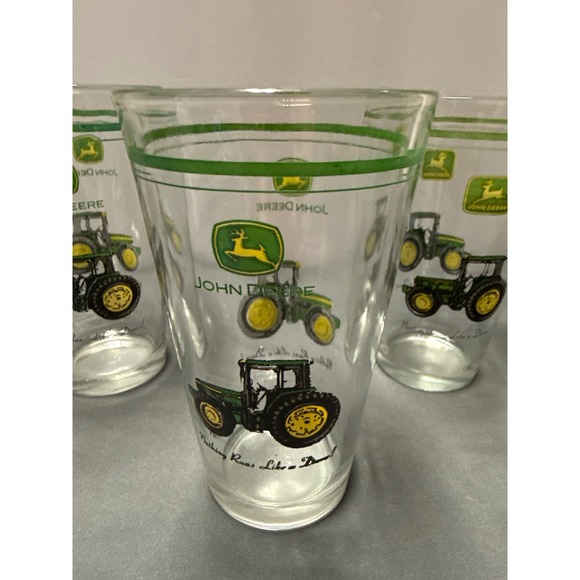 John Deere Tractor Glasses Set of 4 Nothing Runs Like a DeerePint Tumblers Green - Picture 2 of 6